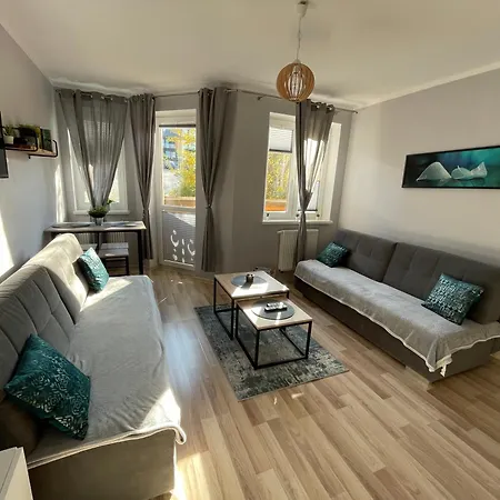 Przystanek - Ul Wilcza 3a Apartament *